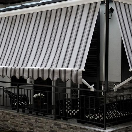 Casa Vacanze Sannazzaro 70 Неаполь Экстерьер фото